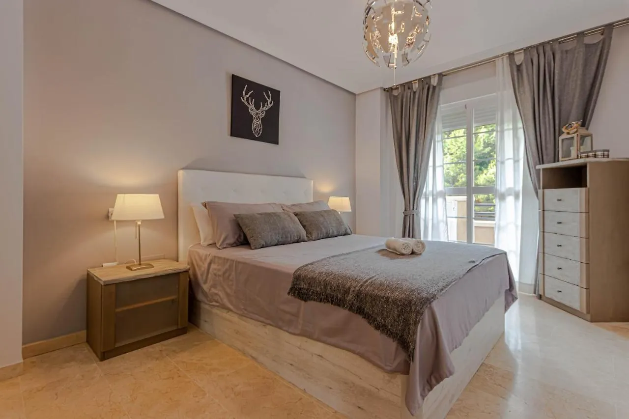 797 Holiday Rentals- Piso con amplia terraza a solo 1 min de la playa Benalmádena Apartamento