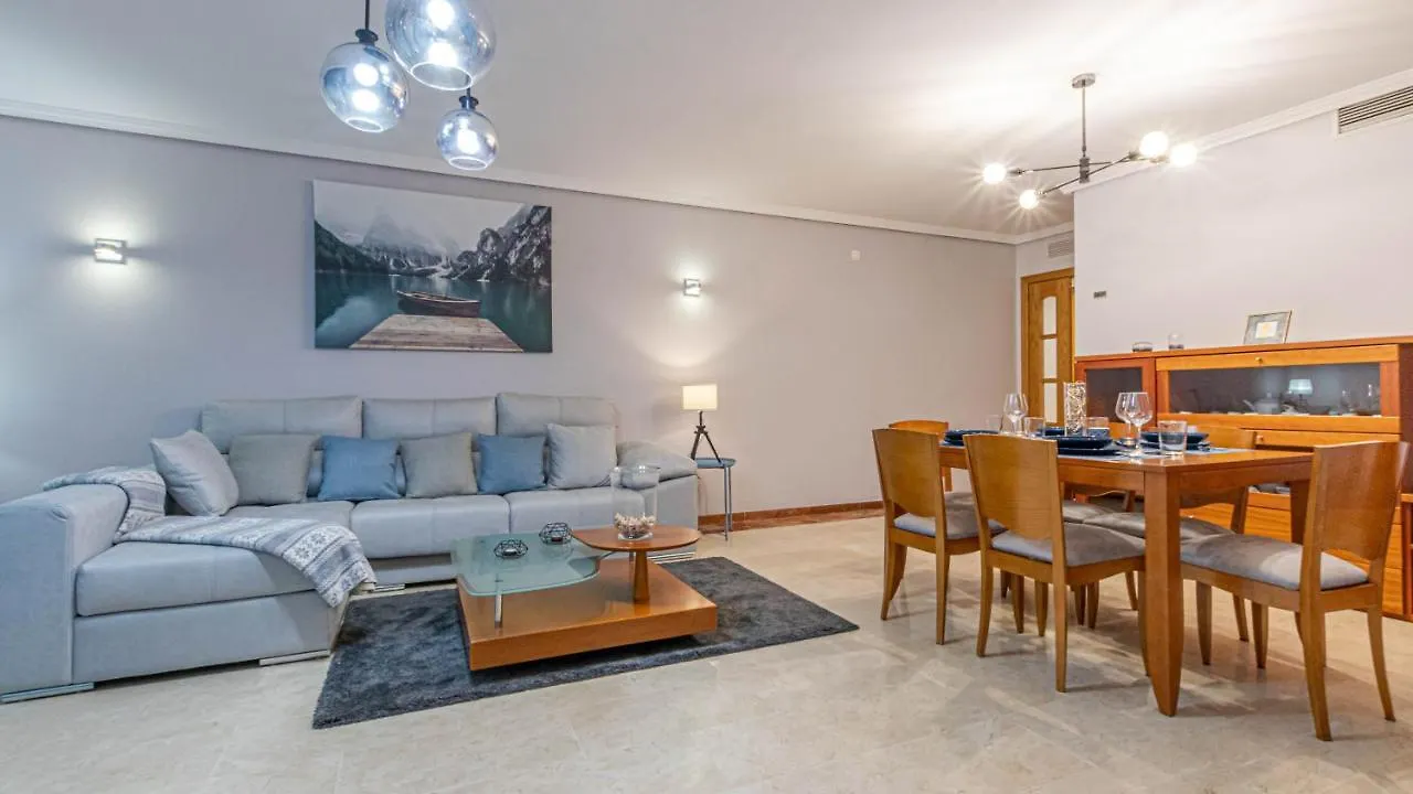 797 Holiday Rentals- Piso con amplia terraza a solo 1 min de la playa Benalmádena