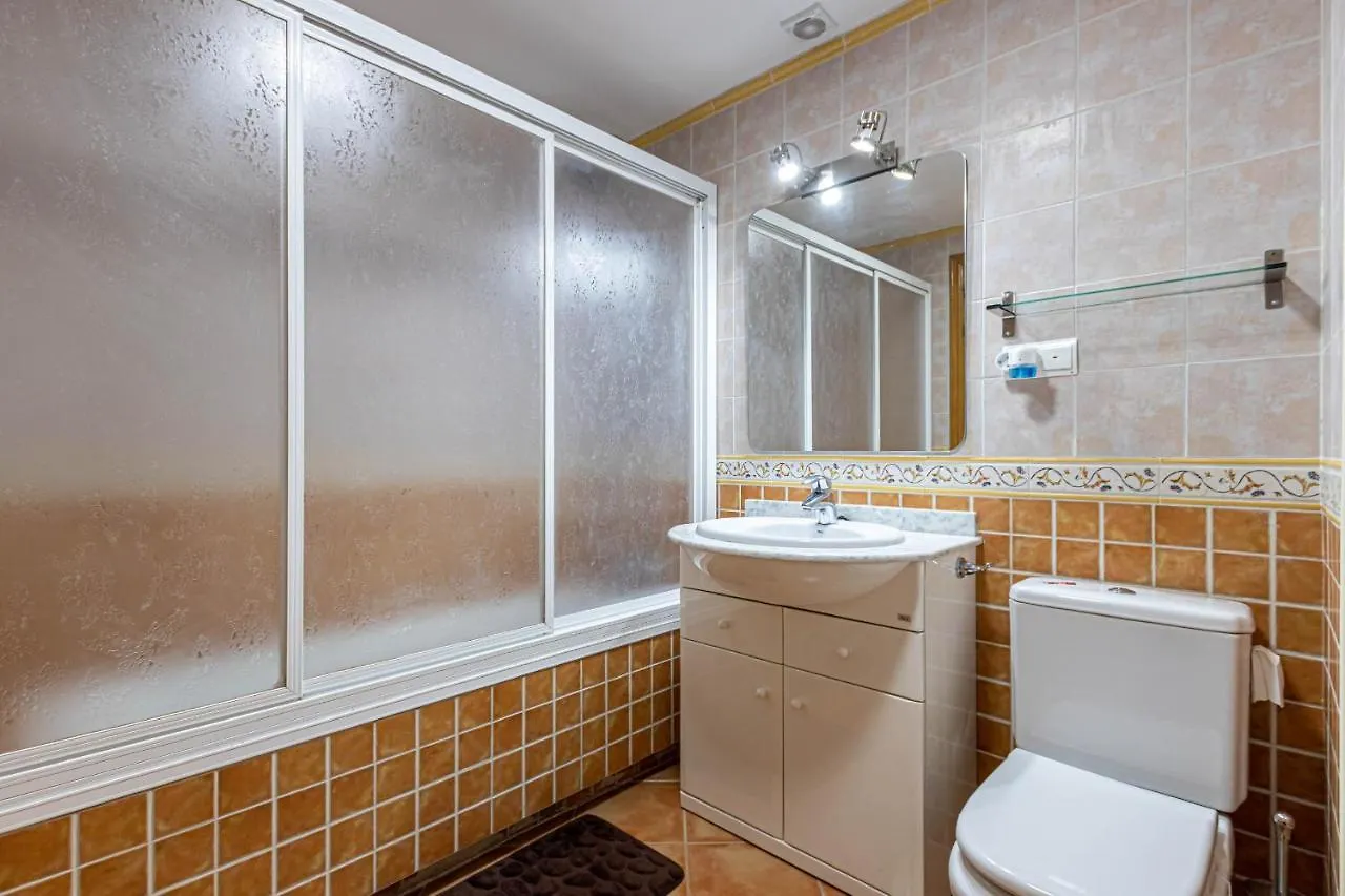 797 Holiday Rentals- Piso con amplia terraza a solo 1 min de la playa Benalmádena España