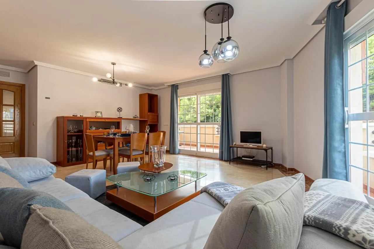 797 Holiday Rentals- Piso con amplia terraza a solo 1 min de la playa Benalmádena Apartamento