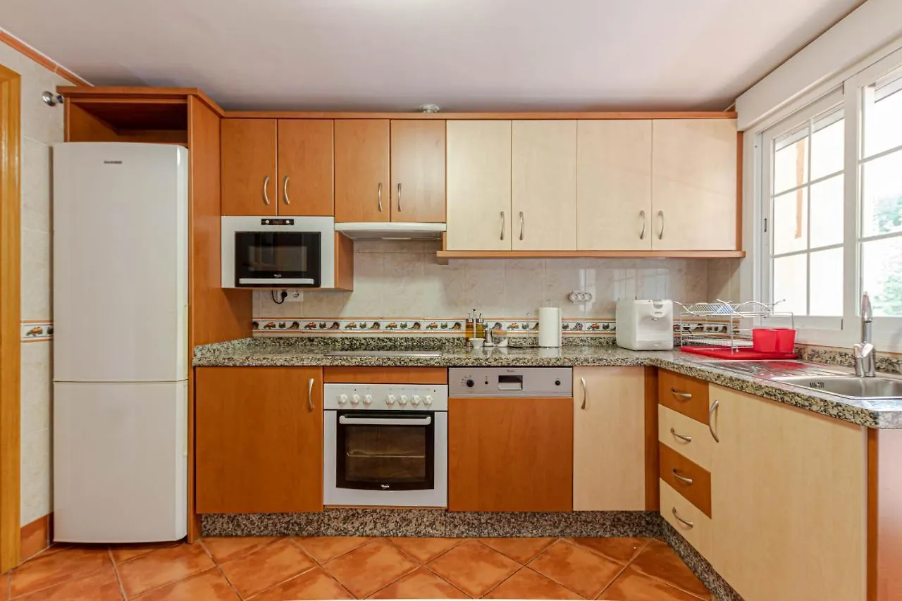 797 Holiday Rentals- Piso con amplia terraza a solo 1 min de la playa Benalmádena