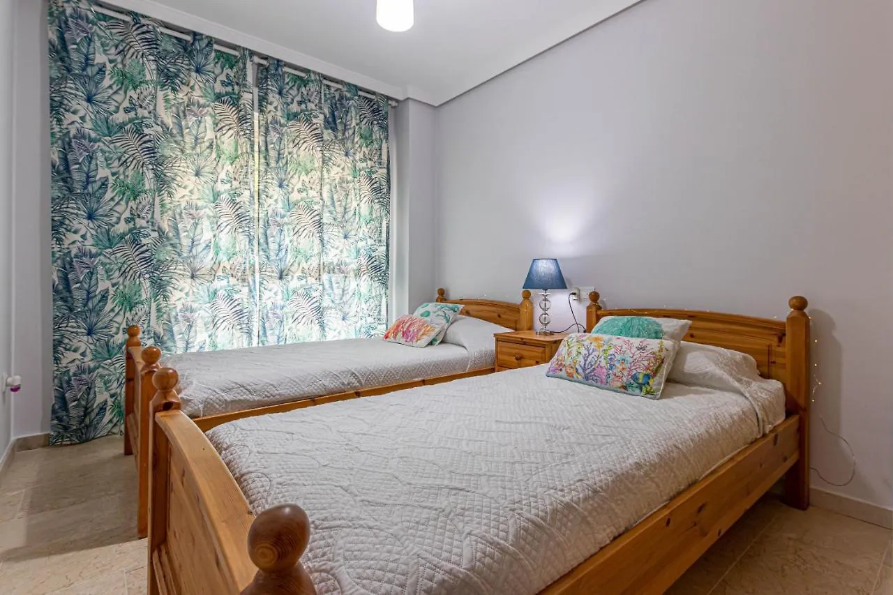 Apartment 797 Holiday Rentals- Piso Con Amplia Terraza A Solo 1 Min De La Playa Benalmadena